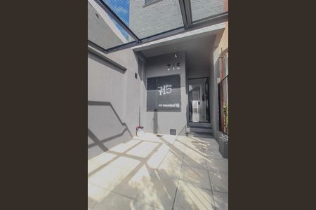 Casa para alugar com 120m², 2 quartos e 1 vaga Casa para alugar com 120m², 2 quartos e 1 vagaFachada/Garagem