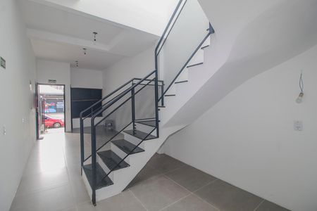 Casa para alugar com 120m², 2 quartos e 1 vaga Casa para alugar com 120m², 2 quartos e 1 vagaCorredor