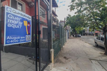 Casa para alugar com 120m², 2 quartos e 1 vaga Casa para alugar com 120m², 2 quartos e 1 vagaPlaca/Fachada