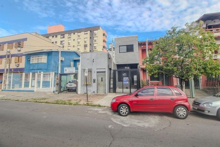 Casa para alugar com 120m², 2 quartos e 1 vaga Casa para alugar com 120m², 2 quartos e 1 vagaPlaca/Fachada