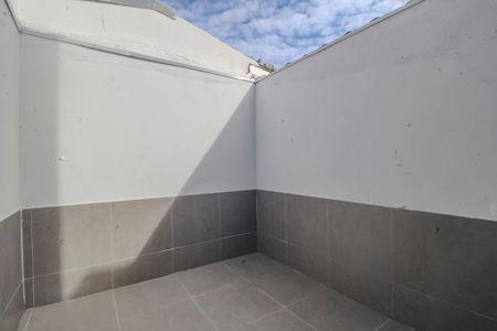Casa para alugar com 120m², 2 quartos e 1 vaga Casa para alugar com 120m², 2 quartos e 1 vagaQuintal/Area de serviço
