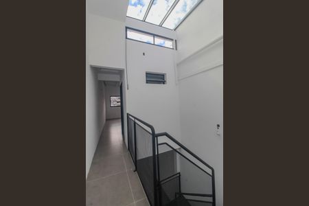Casa para alugar com 120m², 2 quartos e 1 vaga Casa para alugar com 120m², 2 quartos e 1 vagaCorredor