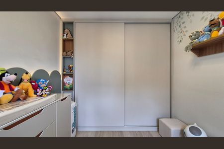Apartamento à venda com 90m², 2 quartos e 2 vagas Apartamento à venda com 90m², 2 quartos e 2 vagasQuarto