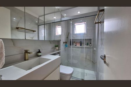 Apartamento à venda com 90m², 2 quartos e 2 vagas Apartamento à venda com 90m², 2 quartos e 2 vagasBanheiro da suíte