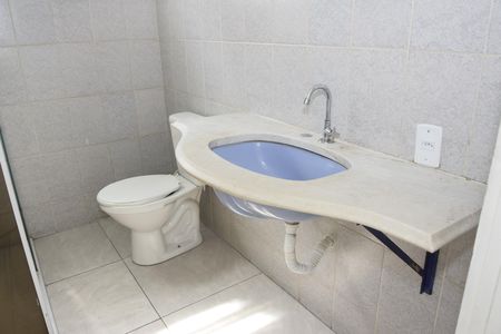 Banheiro de casa para alugar com 1 quarto, 40m² em Jardim Sao Vicente, Embu das Artes