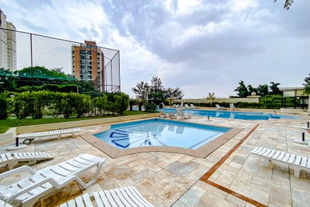 Apartamento à venda com 87m², 3 quartos e 2 vagasÁrea comum - Piscina