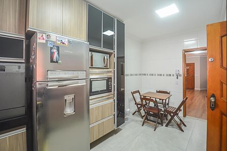 Casa à venda com 179m², 3 quartos e 4 vagas Casa à venda com 179m², 3 quartos e 4 vagasCozinha