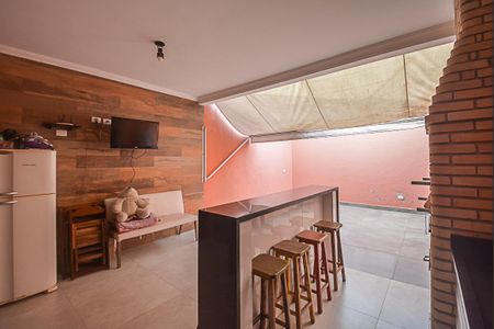 Casa à venda com 179m², 3 quartos e 4 vagas Casa à venda com 179m², 3 quartos e 4 vagasChurrasqueira