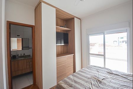 Casa à venda com 179m², 3 quartos e 4 vagas Casa à venda com 179m², 3 quartos e 4 vagasQuarto Suíte