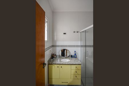 Casa à venda com 179m², 3 quartos e 4 vagas Casa à venda com 179m², 3 quartos e 4 vagasBanheiro da Suíte 2