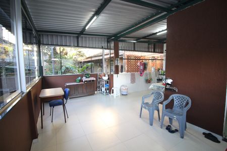 Casa para alugar com 135m², 3 quartos e 3 vagasVaranda