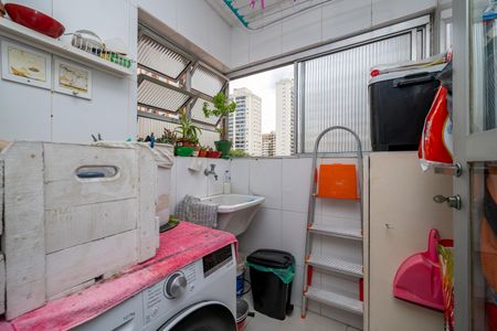 Apartamento à venda com 58m², 2 quartos e 1 vaga Apartamento à venda com 58m², 2 quartos e 1 vagaÁrea de Serviço