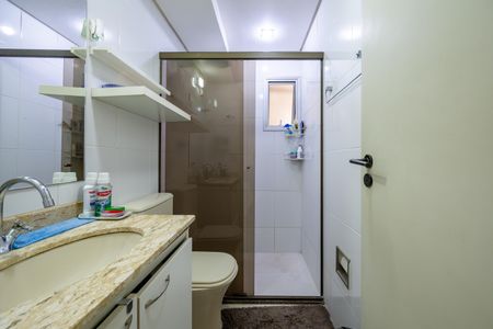 Apartamento à venda com 58m², 2 quartos e 1 vaga Apartamento à venda com 58m², 2 quartos e 1 vagaBanheiro