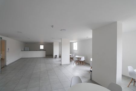 Apartamento à venda com 42m², 2 quartos e 1 vagaÁrea comum - Salão de festas
