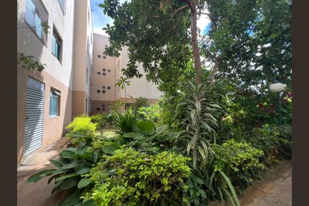 Apartamento para alugar com 52m², 2 quartos e 1 vagaHall social