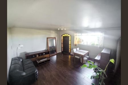 Sala de casa à venda com 3 quartos, 214m² em Jardim Santa Cruz (Campo Grande), São Paulo