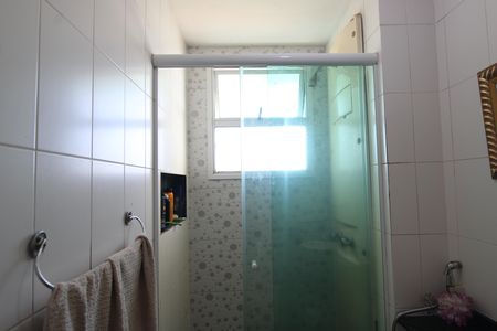 Apartamento à venda com 78m², 2 quartos e 1 vagaBanheiro da suíte 1