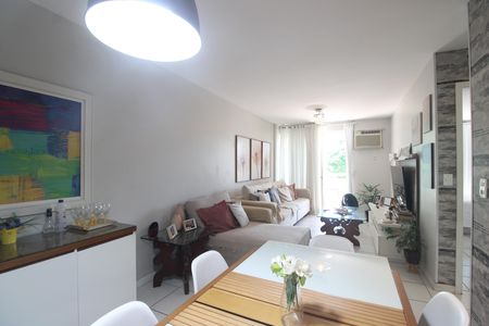 Apartamento à venda com 78m², 2 quartos e 1 vagaSala
