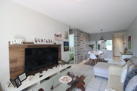 Sala de apartamento à venda com 2 quartos, 78m² em Barra da Tijuca, Rio de Janeiro