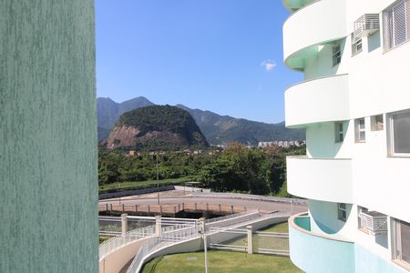 Apartamento à venda com 78m², 2 quartos e 1 vagaÁrea de serviço