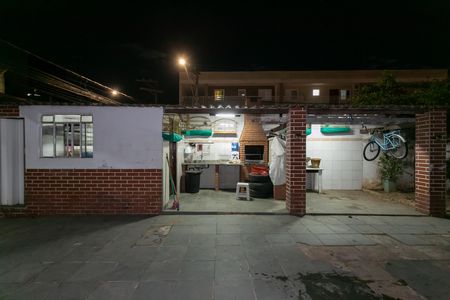 Casa à venda com 270m², 3 quartos e 10 vagas Casa à venda com 270m², 3 quartos e 10 vagasÁrea comum - ChurrasqueiraÁrea comum - Churrasqueira
