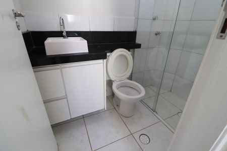 Apartamento para alugar com 56m², 3 quartos e 2 vagasBanheiro do Quarto 3