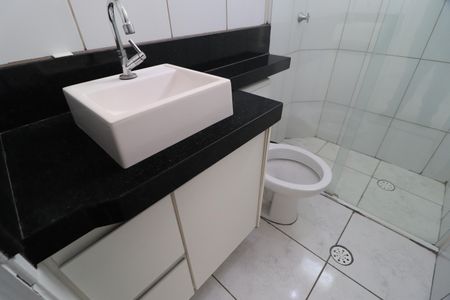 Apartamento para alugar com 56m², 3 quartos e 2 vagasBanheiro Social
