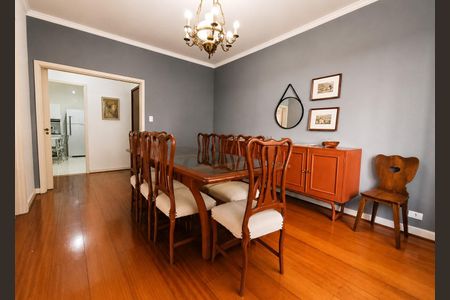 Apartamento à venda com 114m², 3 quartos e sem vaga Apartamento à venda com 114m², 3 quartos e sem vagaSala de Jantar
