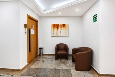 Apartamento à venda com 114m², 3 quartos e sem vaga Apartamento à venda com 114m², 3 quartos e sem vagaHall Social