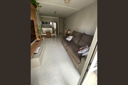 Sala de apartamento à venda com 2 quartos, 62m² em Jardim Tamoio, Jundiaí