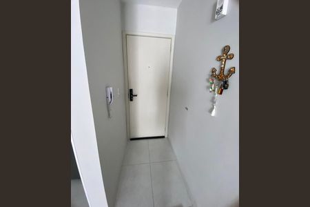 Apartamento à venda com 62m², 2 quartos e 1 vaga Apartamento à venda com 62m², 2 quartos e 1 vagaEntrada