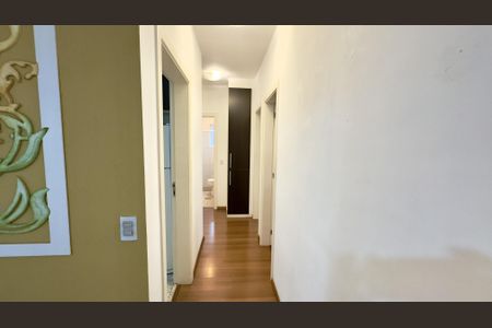 Corredor de apartamento à venda com 3 quartos, 75m² em Parque das Flores, Campinas