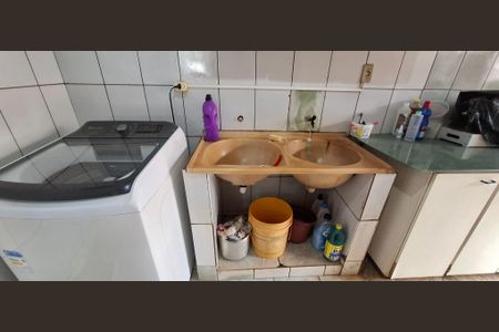 Casa para alugar com 90m², 3 quartos e 5 vagasLavanderia