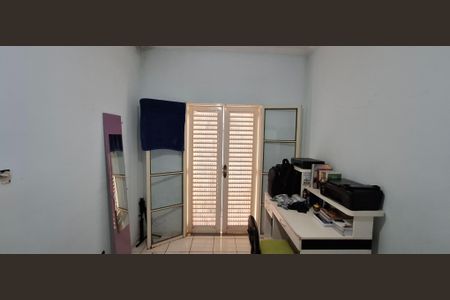 Casa para alugar com 90m², 3 quartos e 5 vagasQuarto 2