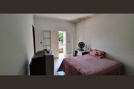 Casa para alugar com 90m², 3 quartos e 5 vagasSuíte 