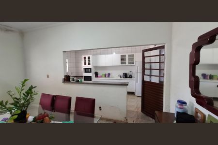 Casa para alugar com 90m², 3 quartos e 5 vagasSala de Jantar