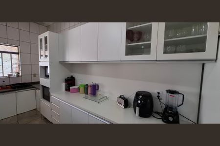 Casa para alugar com 90m², 3 quartos e 5 vagasCozinha