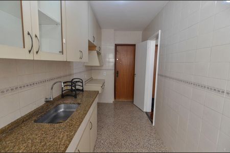 Apartamento para alugar com 70m², 2 quartos e 1 vagaCozinha
