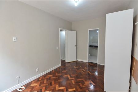 Apartamento para alugar com 70m², 2 quartos e 1 vagaSuíte