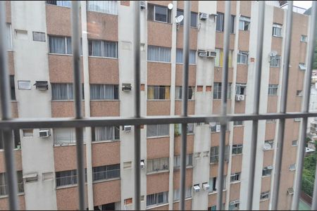 Apartamento para alugar com 70m², 2 quartos e 1 vagaQuarto