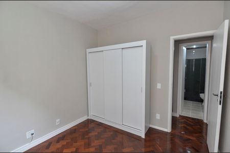Apartamento para alugar com 70m², 2 quartos e 1 vagaQuarto