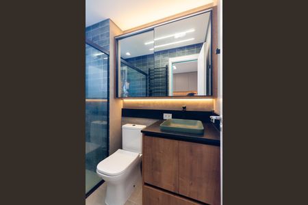 Apartamento à venda com 73m², 2 quartos e 1 vaga Apartamento à venda com 73m², 2 quartos e 1 vagaBanheiro da Suíte 2