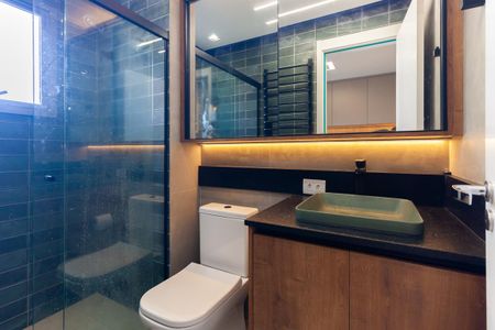 Apartamento à venda com 73m², 2 quartos e 1 vaga Apartamento à venda com 73m², 2 quartos e 1 vagaBanheiro da Suíte 2