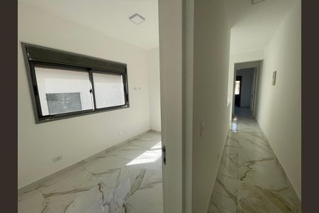 Casa de condomínio para alugar com 203m², 3 quartos e 4 vagas Casa de condomínio para alugar com 203m², 3 quartos e 4 vagasCorredor