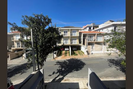 Casa de condomínio para alugar com 203m², 3 quartos e 4 vagas Casa de condomínio para alugar com 203m², 3 quartos e 4 vagasVista