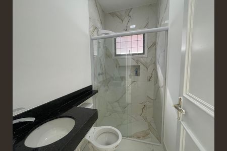 Casa de condomínio para alugar com 203m², 3 quartos e 4 vagas Casa de condomínio para alugar com 203m², 3 quartos e 4 vagasBanheiro