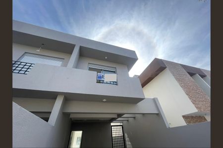 Casa de condomínio para alugar com 203m², 3 quartos e 4 vagas Casa de condomínio para alugar com 203m², 3 quartos e 4 vagasPlaca