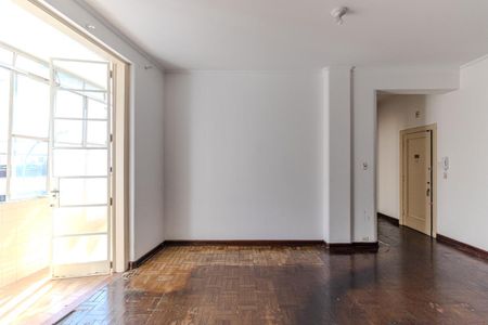 Apartamento para alugar com 75m², 2 quartos e sem vagaSala
