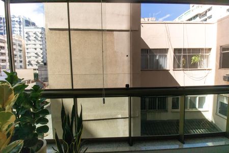 Apartamento à venda com 120m², 3 quartos e 2 vagas Apartamento à venda com 120m², 3 quartos e 2 vagasVista do Quarto