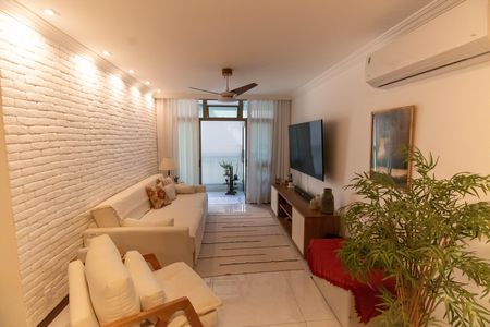 Apartamento à venda com 120m², 3 quartos e 2 vagas Apartamento à venda com 120m², 3 quartos e 2 vagasSala